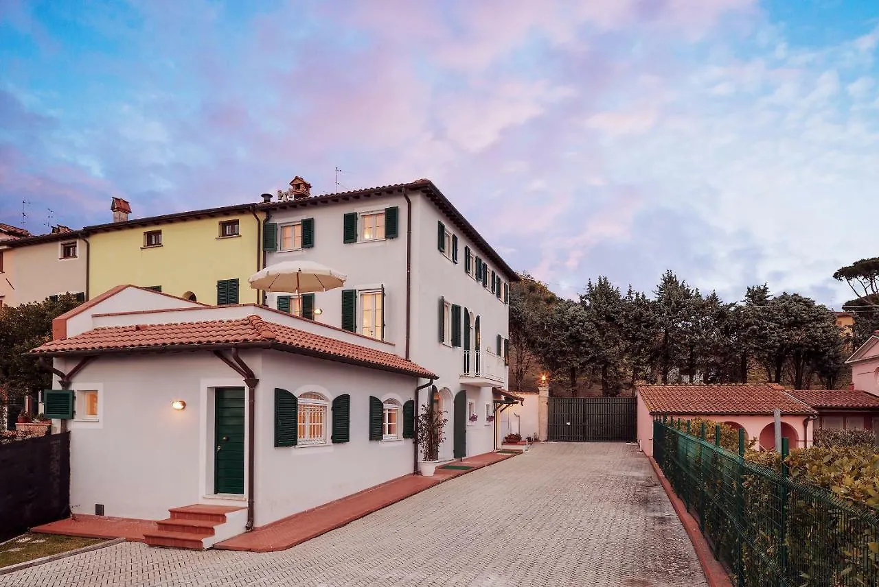 Ca Ai Venti-Appartamenti Vista Mare Dalle Colline Vicino A Lucca Mommio